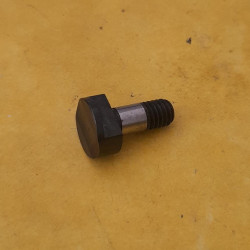 TORNILLO BOTON JUKI 373