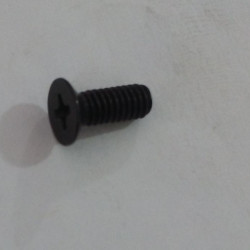 TORNILLO DE LA TAPA CORTADORA 